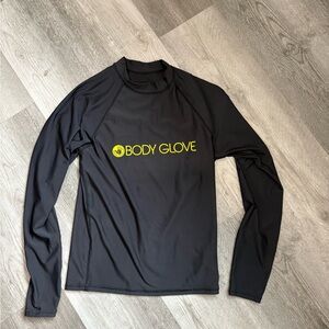 Body Glove Men's Black and Yellow Rash Guard